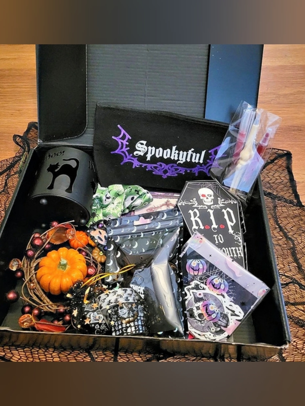 Spookyful stationery box
